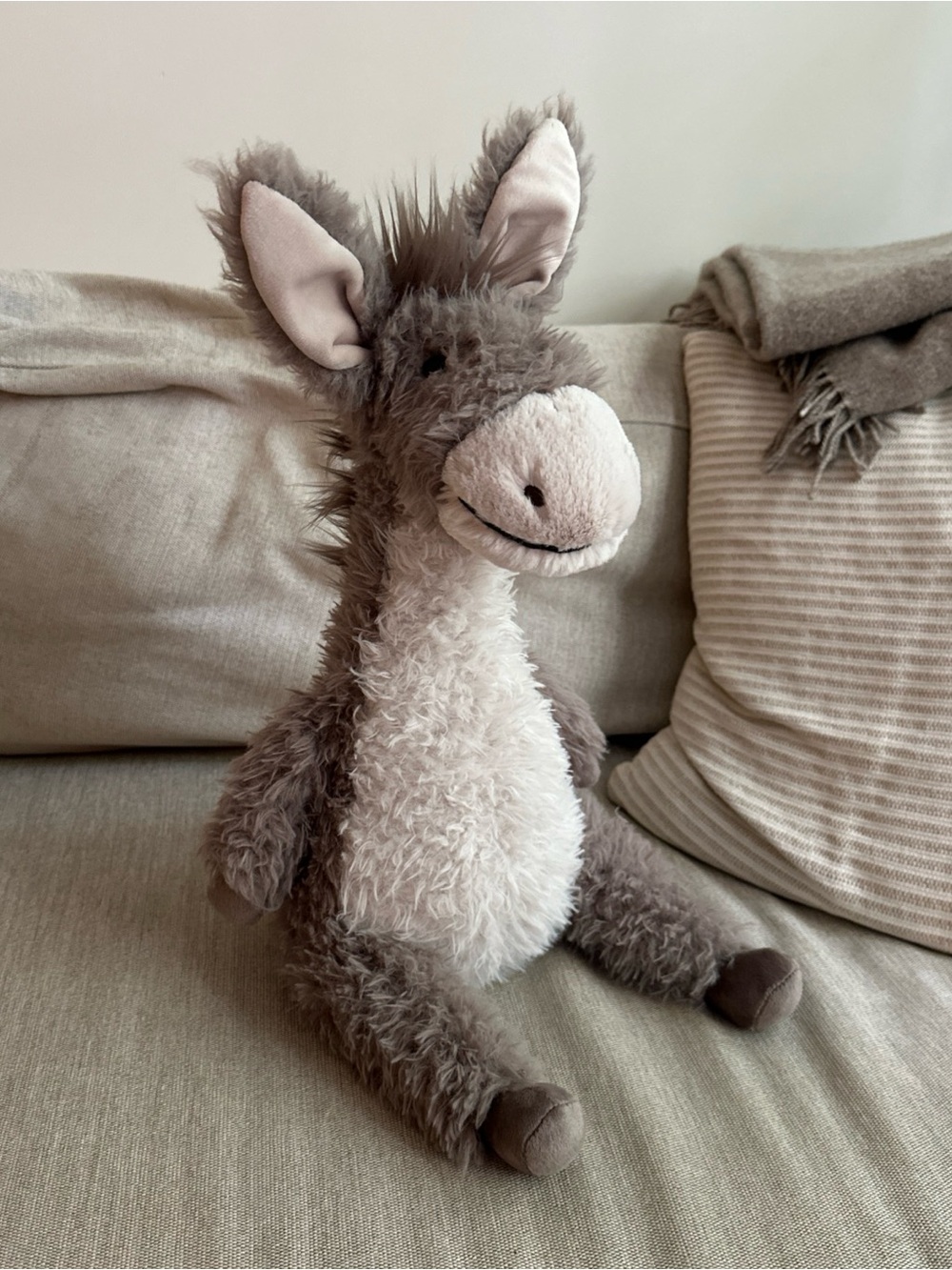 BNWOT Dario Donkey Jellycat